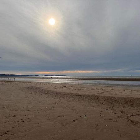 Oaken Caravan - Golden Sands Away Resorts Kinmel Bay Екстериор снимка